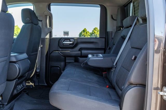 2020 Chevrolet Silverado 2500HD LT - Photo 8