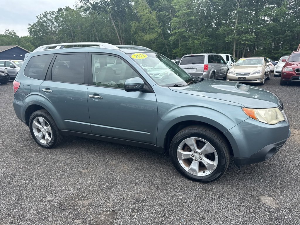 2011 Subaru Forester 2.5XT Touring photo 2