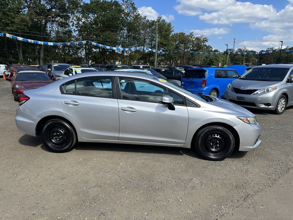 2013 Honda Civic LX photo 4