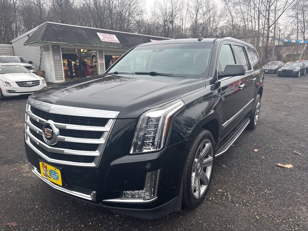 Used 2015 Cadillac Escalade ESV Luxury SUV