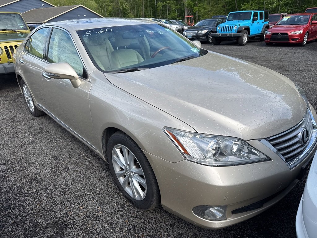 2011 Lexus ES 350 photo 4