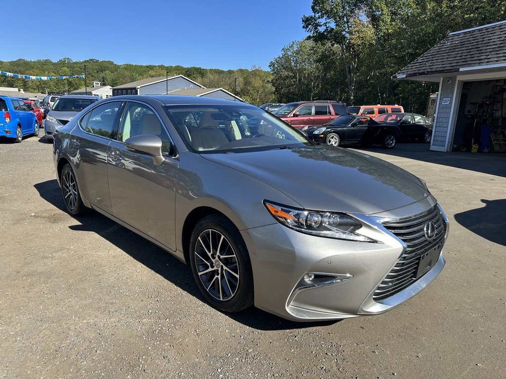 2018 Lexus ES 350 photo 3