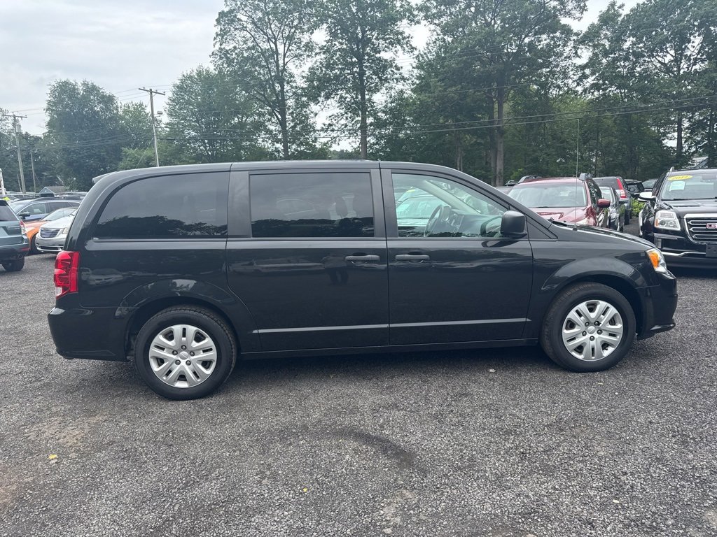 2019 Dodge Grand Caravan SE photo 3