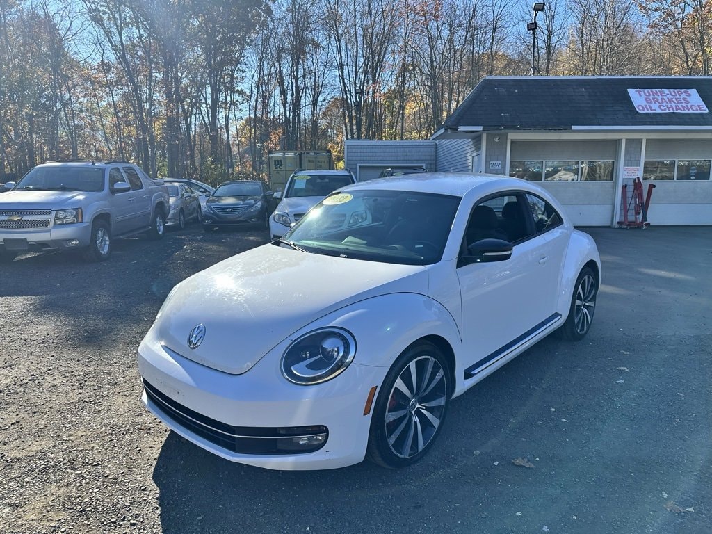 Used 2012 Volkswagen Beetle 2.0T Turbo w/Sun/Sound PZEV Hatchback