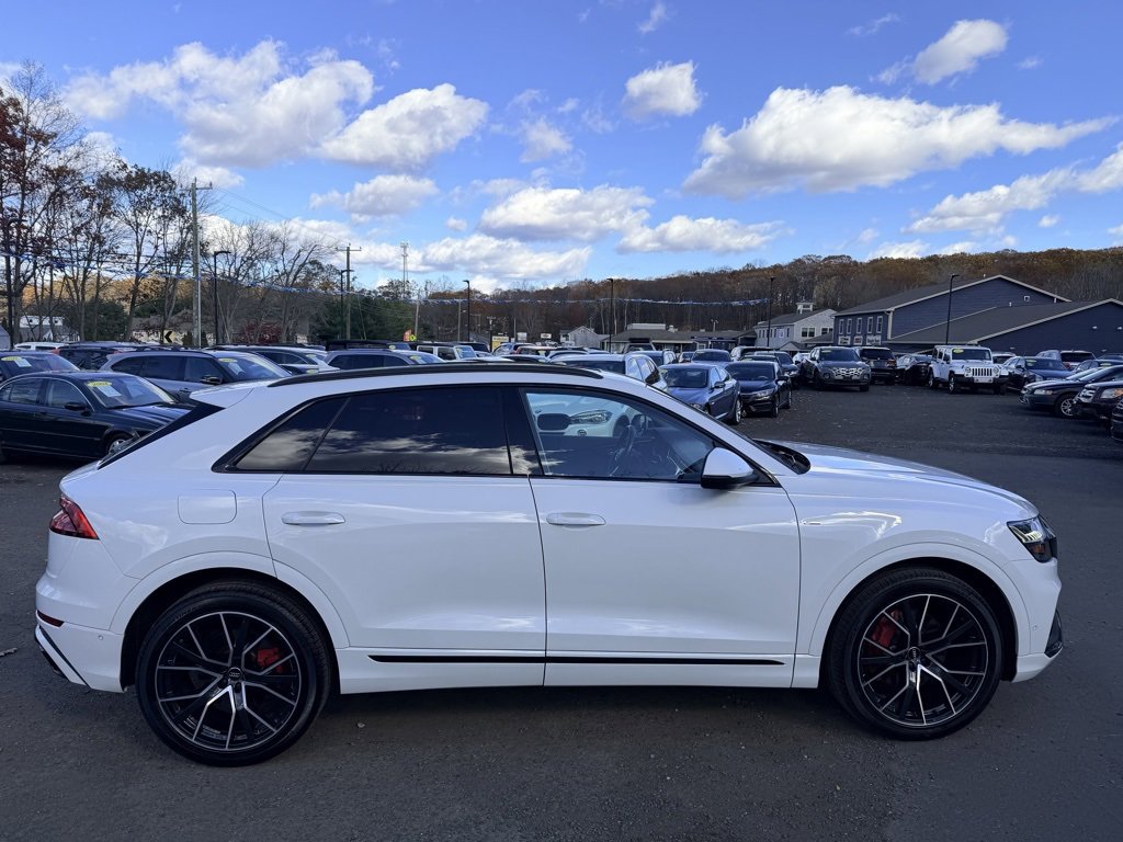 2019 Audi Q8 line Prestige photo 4