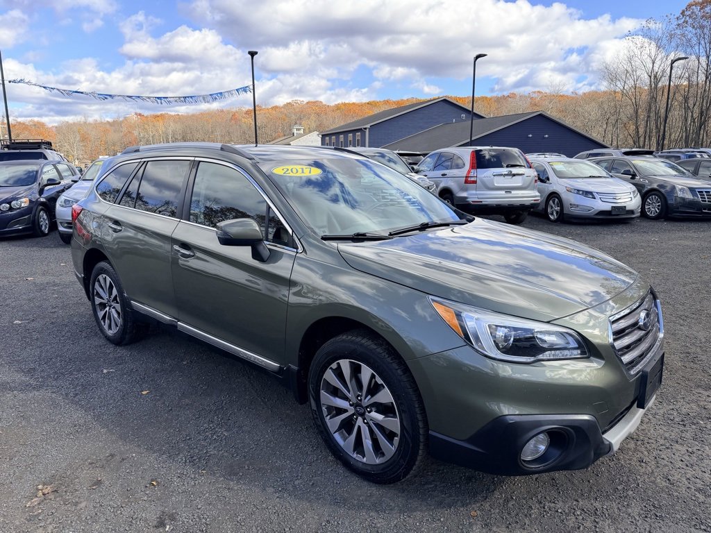 2017 Subaru Outback Touring photo 3