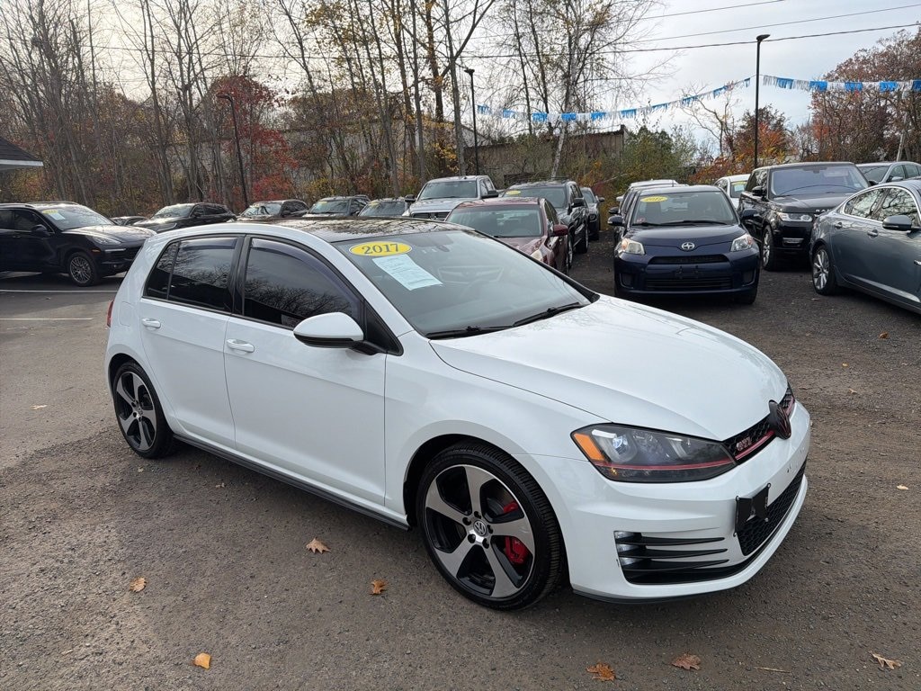 Used 2017 Volkswagen Golf GTI SE Hatchback