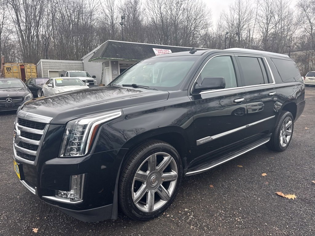 Used 2015 Cadillac Escalade ESV Luxury SUV