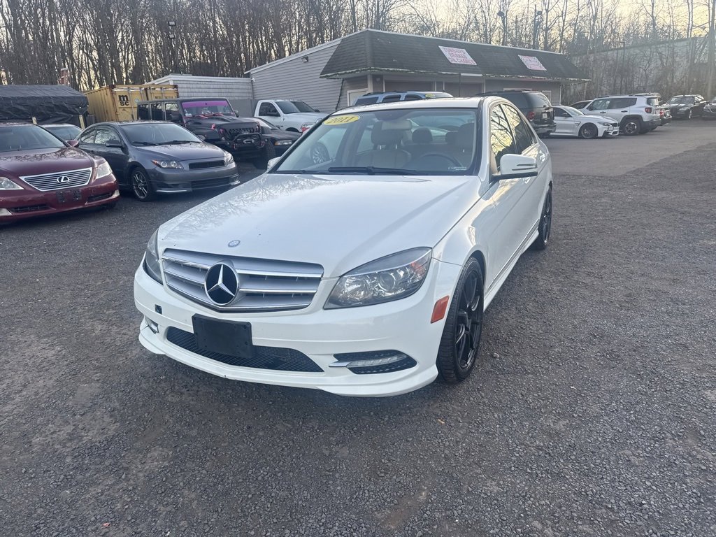 2011 Mercedes Benz C 300 Sedan photo 2