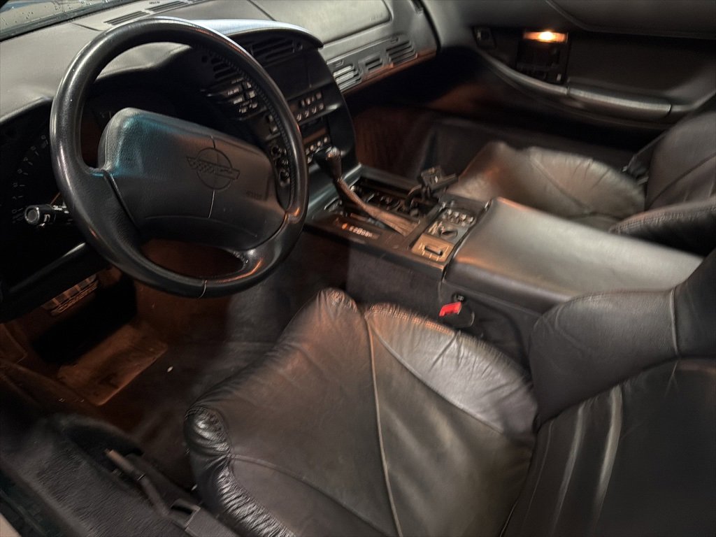 1996 Chevrolet Corvette Coupe photo 2