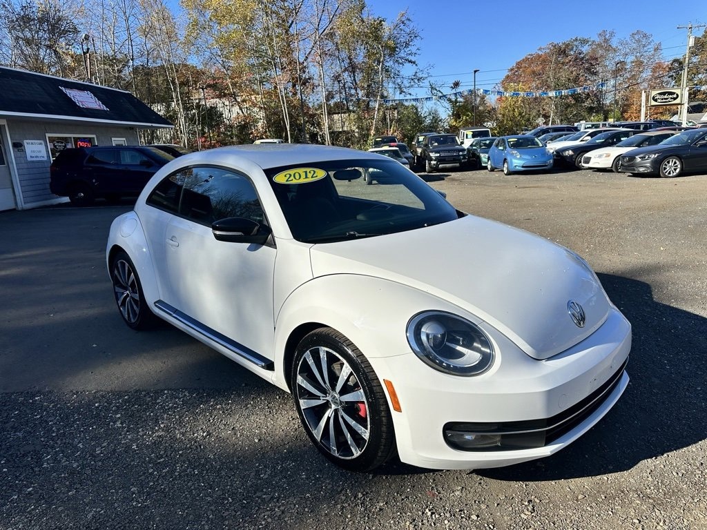 Used 2012 Volkswagen Beetle 2.0T Turbo w/Sun/Sound PZEV Hatchback