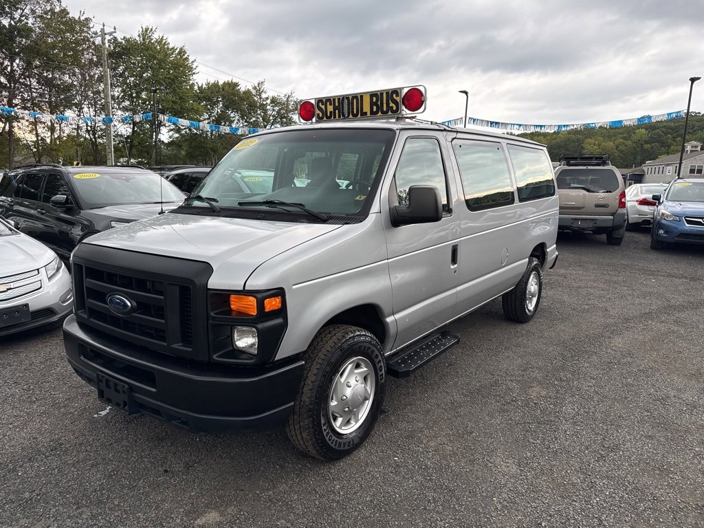 2012 Ford E-250 photo 2