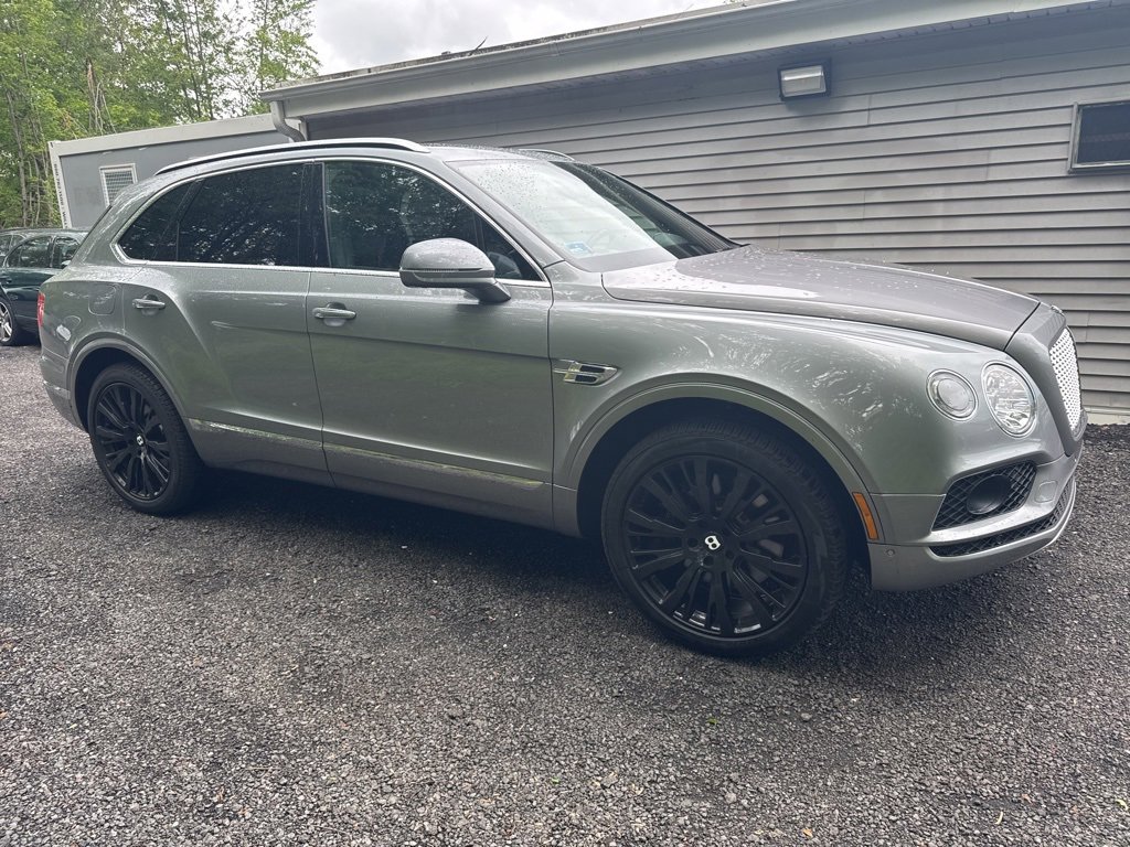 2018 Bentley Bentayga W12 photo 2