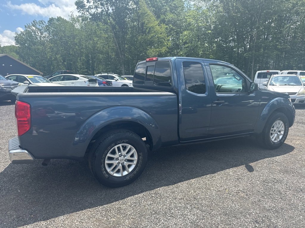 2014 Nissan Frontier SV photo 4
