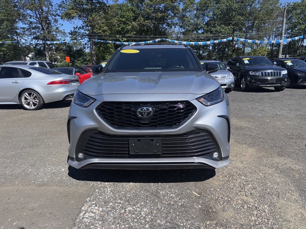 2022 Toyota Highlander XSE photo 3