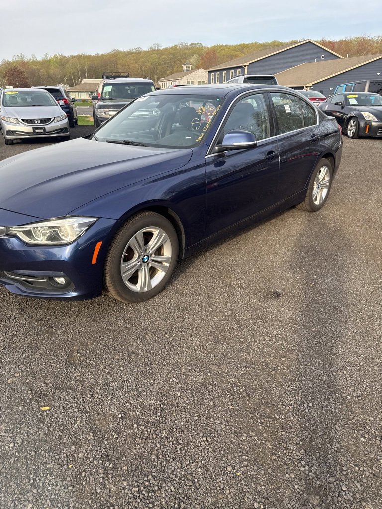 2018 Bmw 330i xDrive Sedan photo 2
