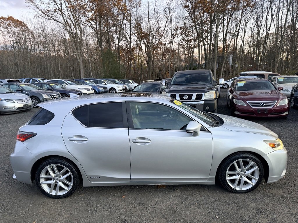 2015 Lexus CT 200h photo 4