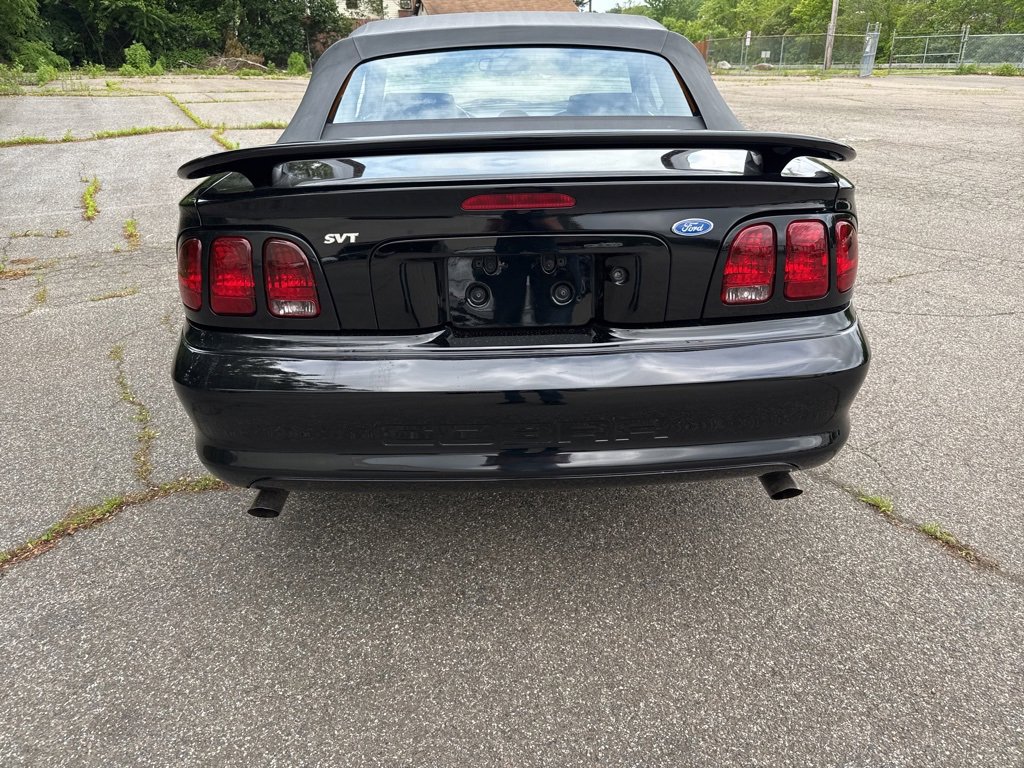 1997 Ford Mustang Cobra photo 3
