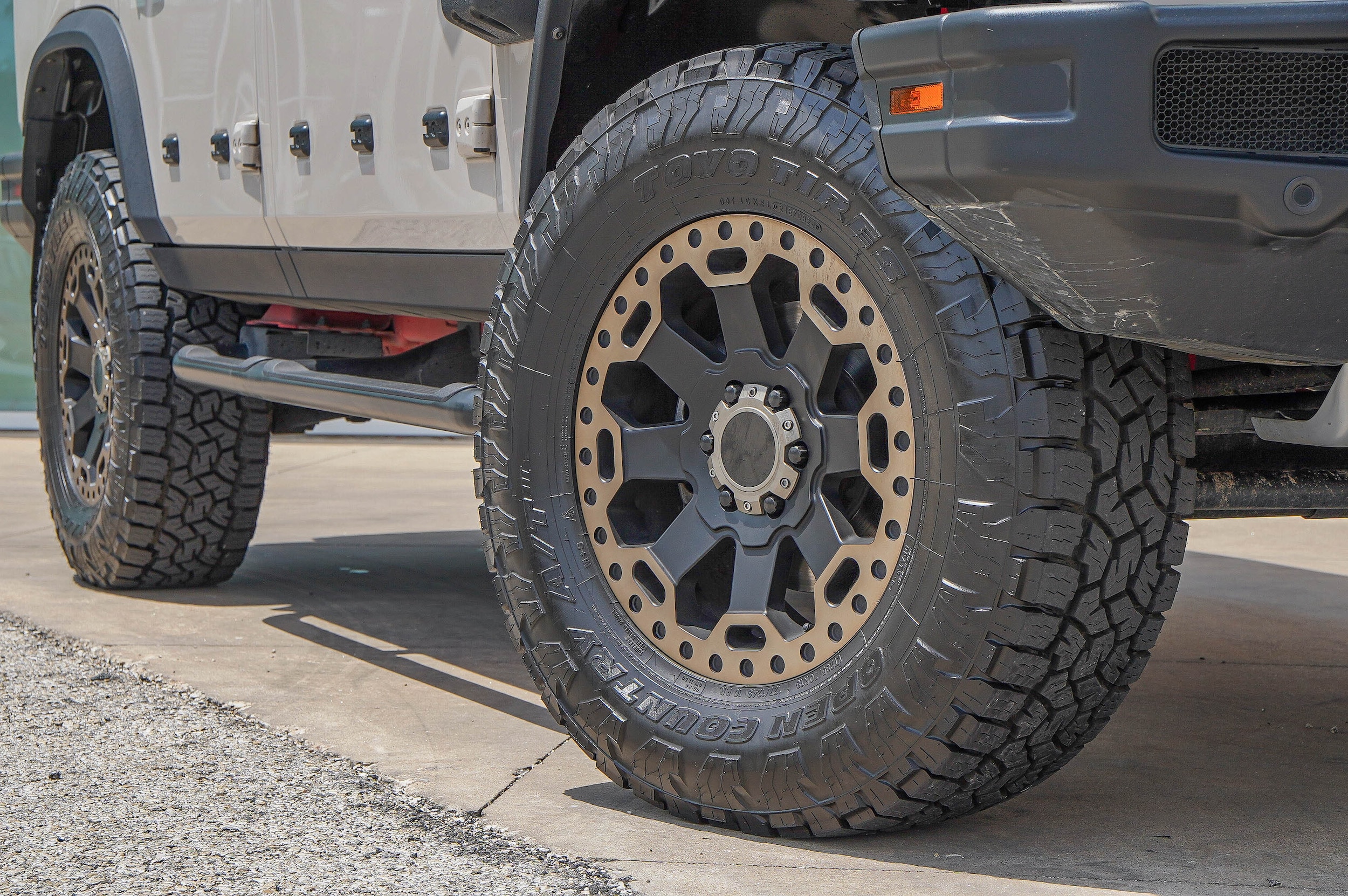 Used 2024 INEOS Grenadier Fieldmaster Edition with VIN SC6GM1CA3RF010370 for sale in Austin, TX