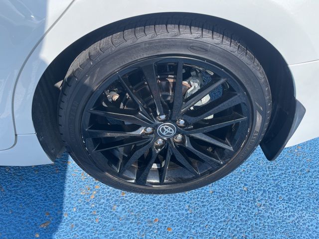 2022 Toyota Camry XSE V6 photo 4