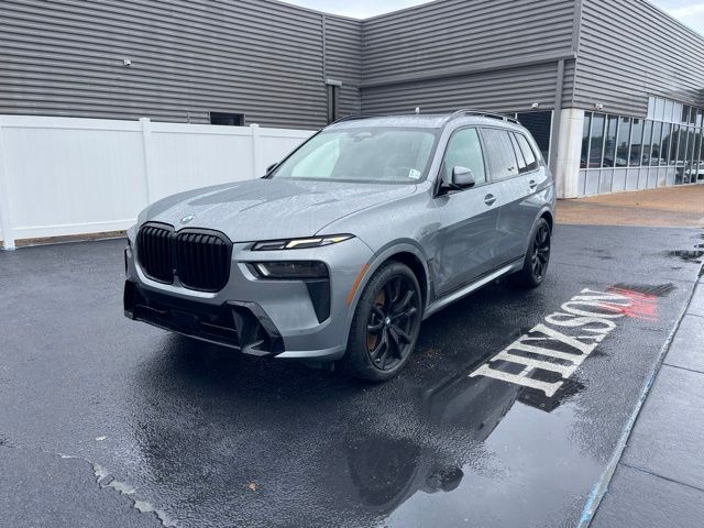 2024 BMW X7
