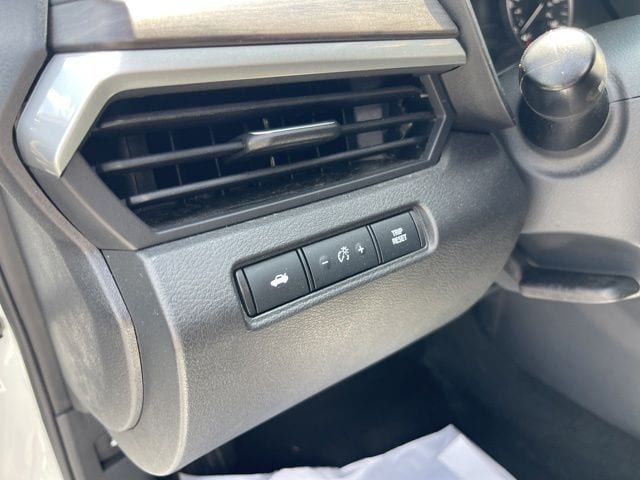 2025 Nissan Altima SV - Photo 15