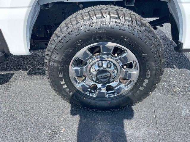 Used 2024 Ford F-250SD Lariat Truck
