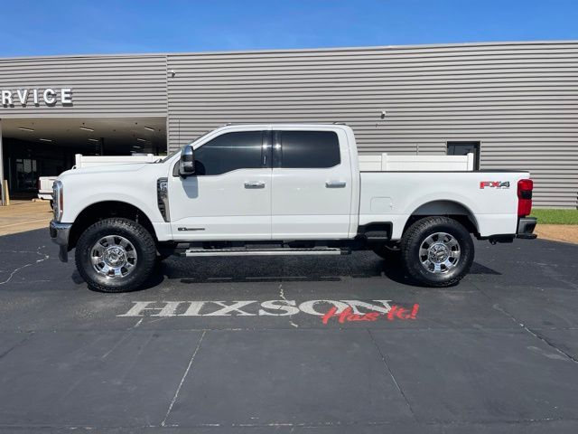 Used 2024 Ford F-250SD Lariat Truck