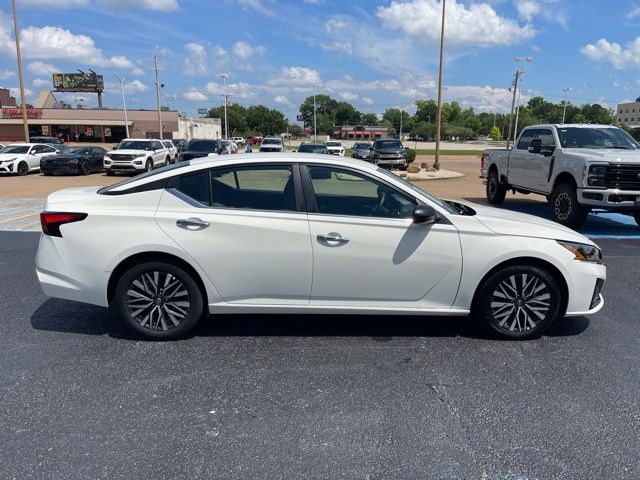 2025 Nissan Altima SV - Photo 8