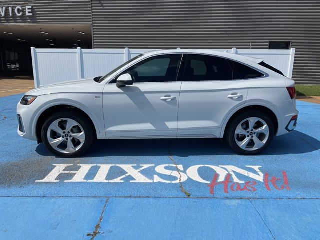 2023 Audi Q5 45 S line Premium photo 2