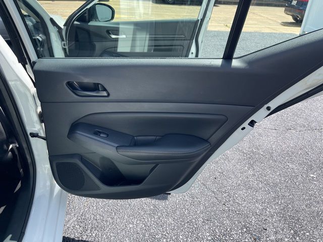 2025 Nissan Altima SV - Photo 21