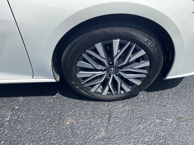 2025 Nissan Altima SV - Photo 10