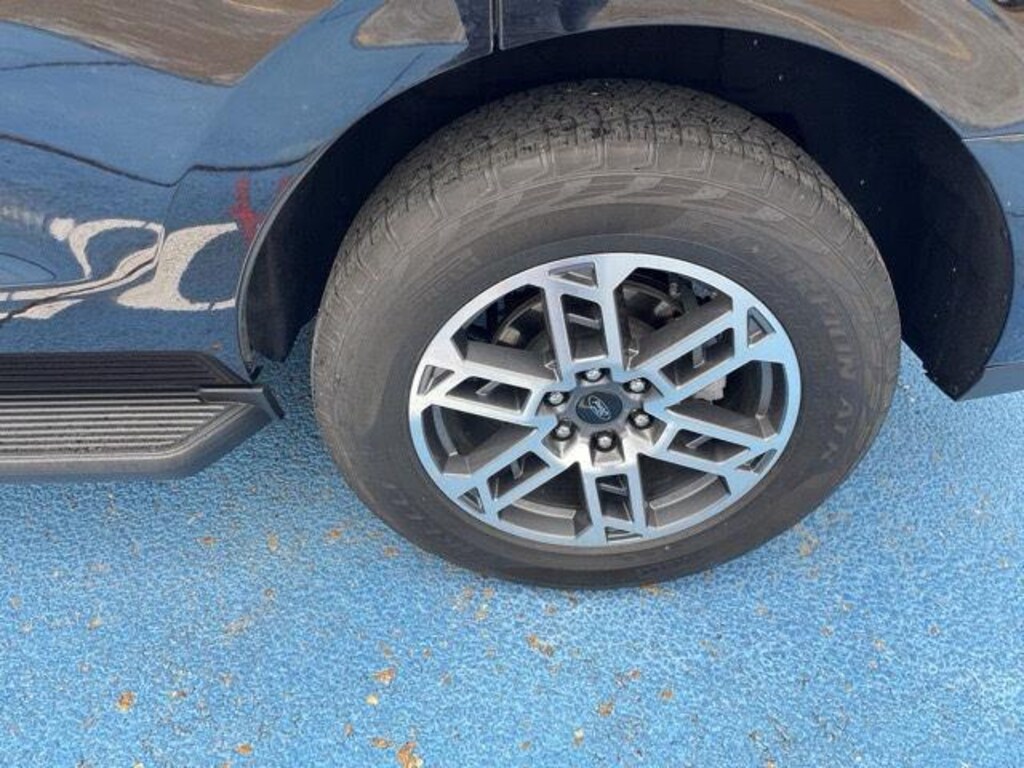 Used 2025 Ford Expedition Active SUV