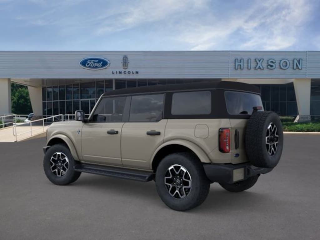New 2026 Ford Bronco Outer Banks SUV