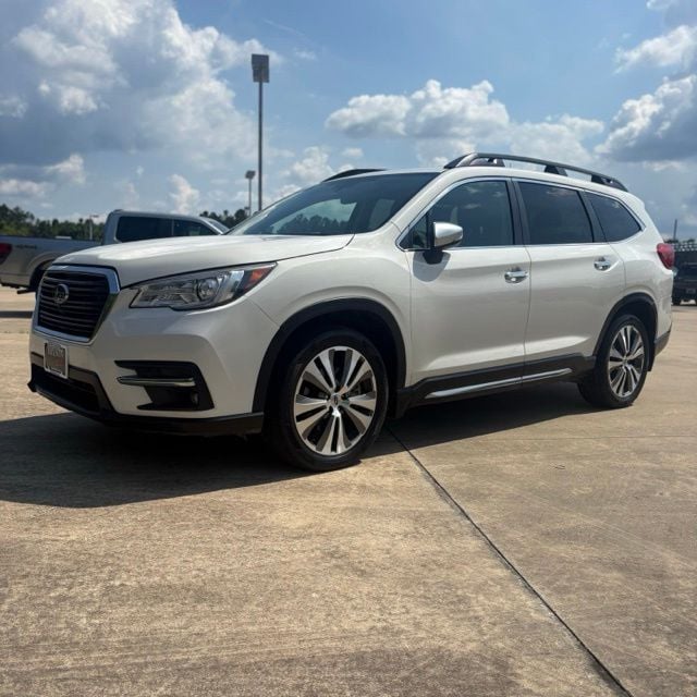 2021 Subaru Ascent Touring's photo