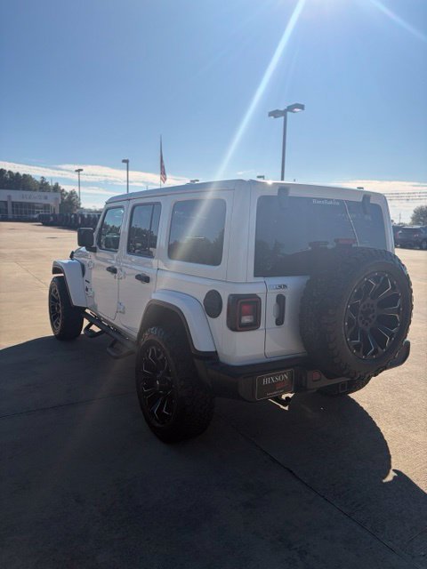 Used 2022 Jeep Wrangler Unlimited Sahara SUV