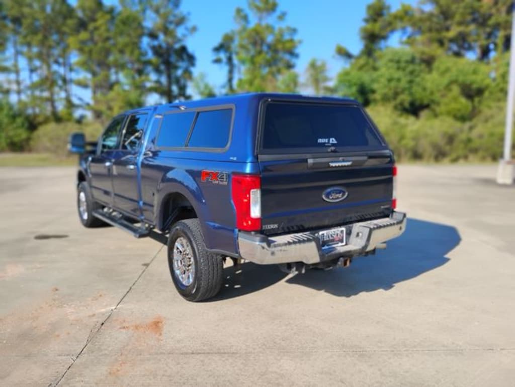 Used 2017 Ford F-250SD XLT Truck