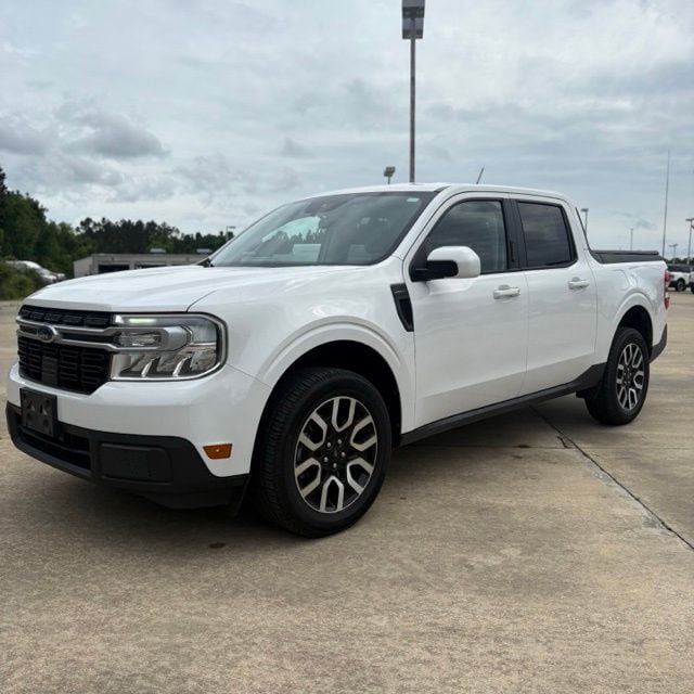 2022 Ford Maverick Lariat FWD's photo