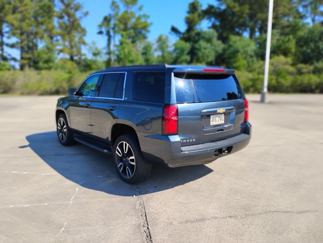 2019 Chevrolet Tahoe LT photo 2
