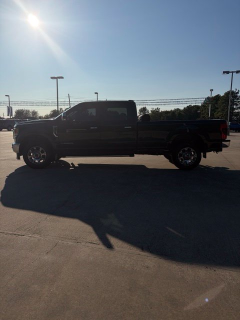 Used 2022 Ford F-350SD Lariat Truck