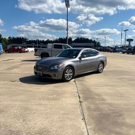 2013 INFINITI M Hybrid M35h RWD Sedan