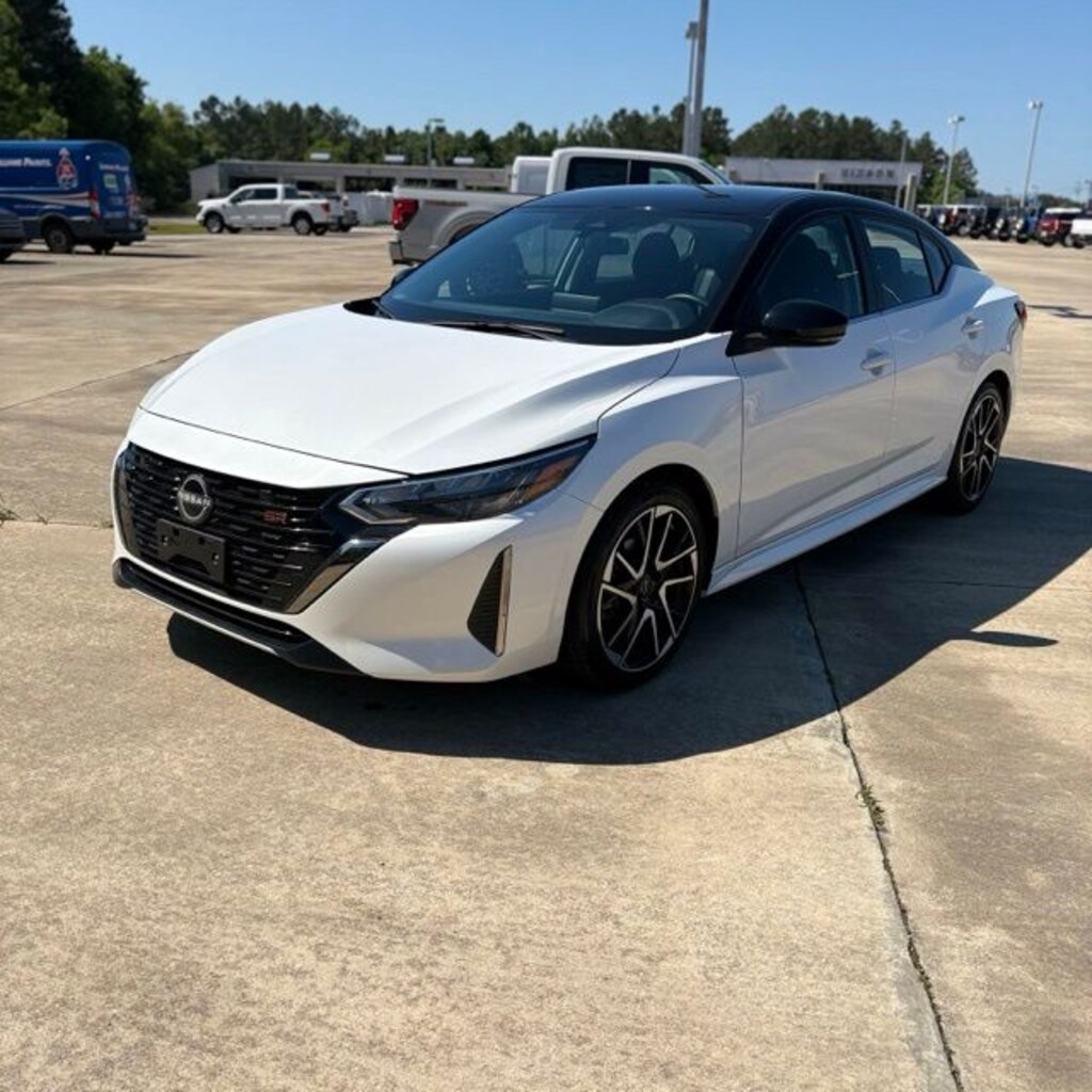 Used 2024 Nissan Sentra SR Sedan