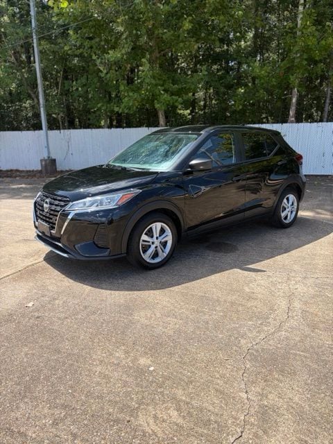 2023 Nissan Kicks S