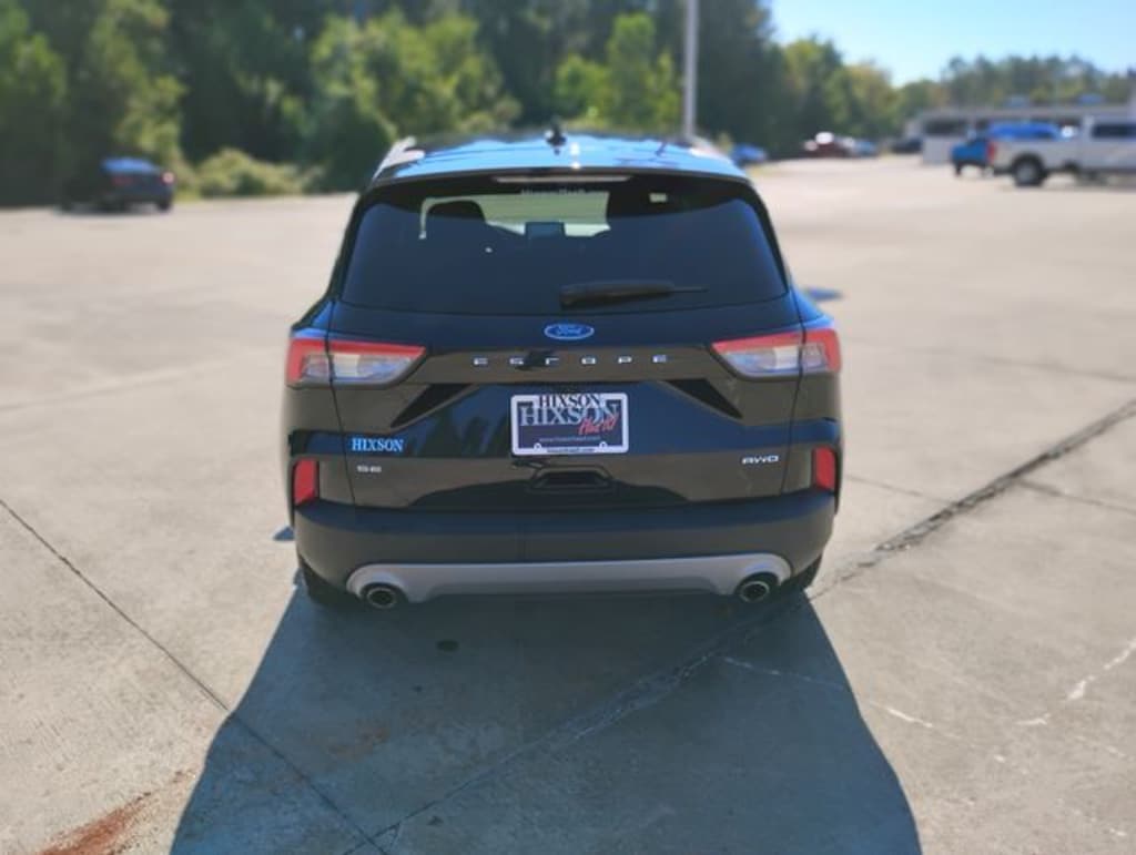 Used 2022 Ford Escape SE SUV