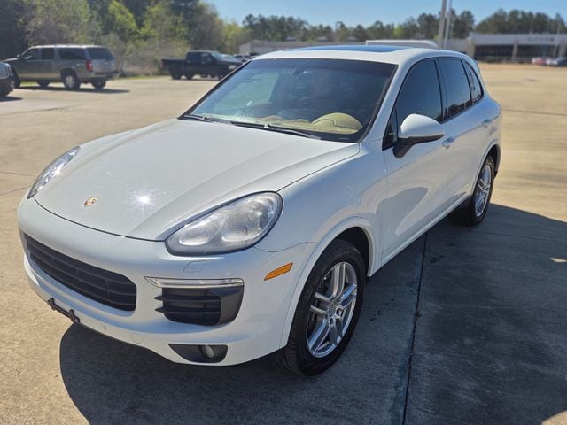 2017 Porsche Cayenne -'s photo
