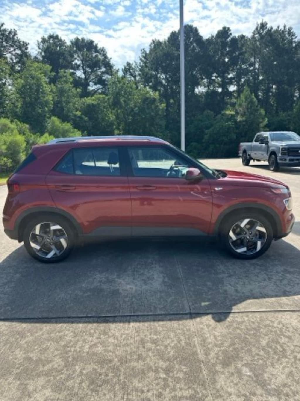 Used 2023 Hyundai Venue SEL SUV