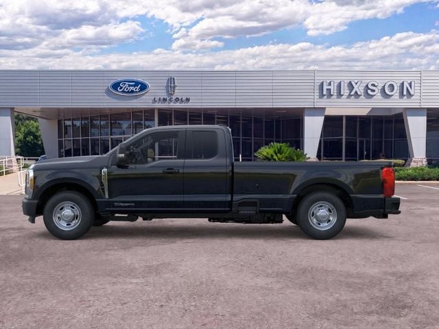 2026 Ford F-350 Super Duty XL - Photo 10