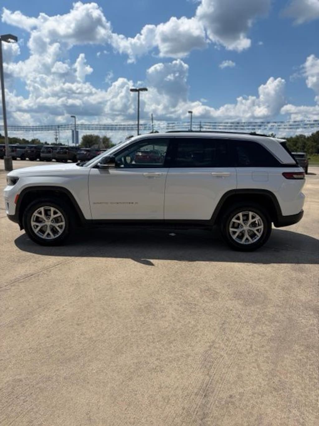 Used 2023 Jeep Grand Cherokee Limited SUV