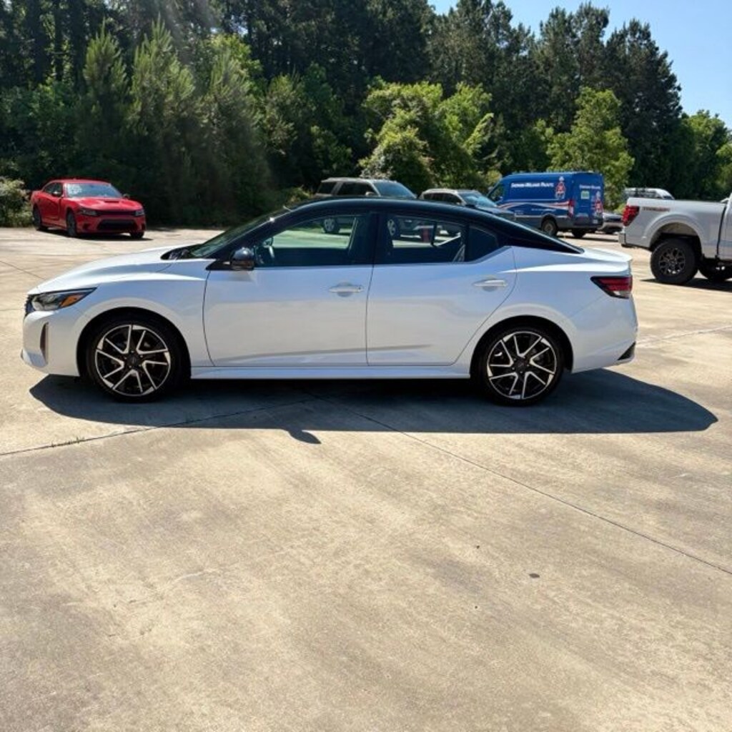 Used 2024 Nissan Sentra SR Sedan