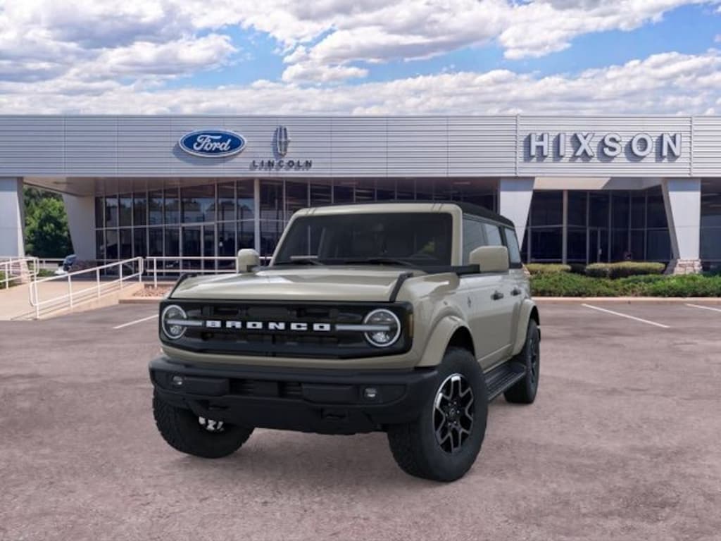New 2026 Ford Bronco Outer Banks SUV